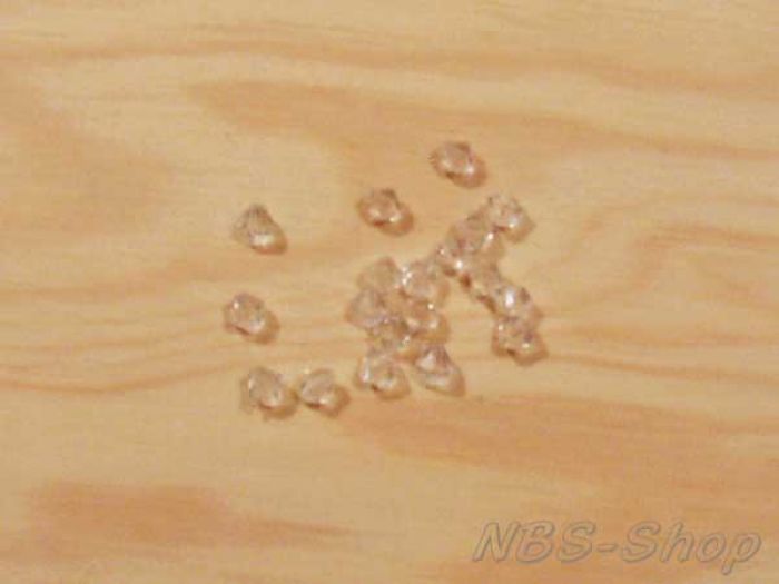 Acryl - Facette Perlen spitz 4,5mm